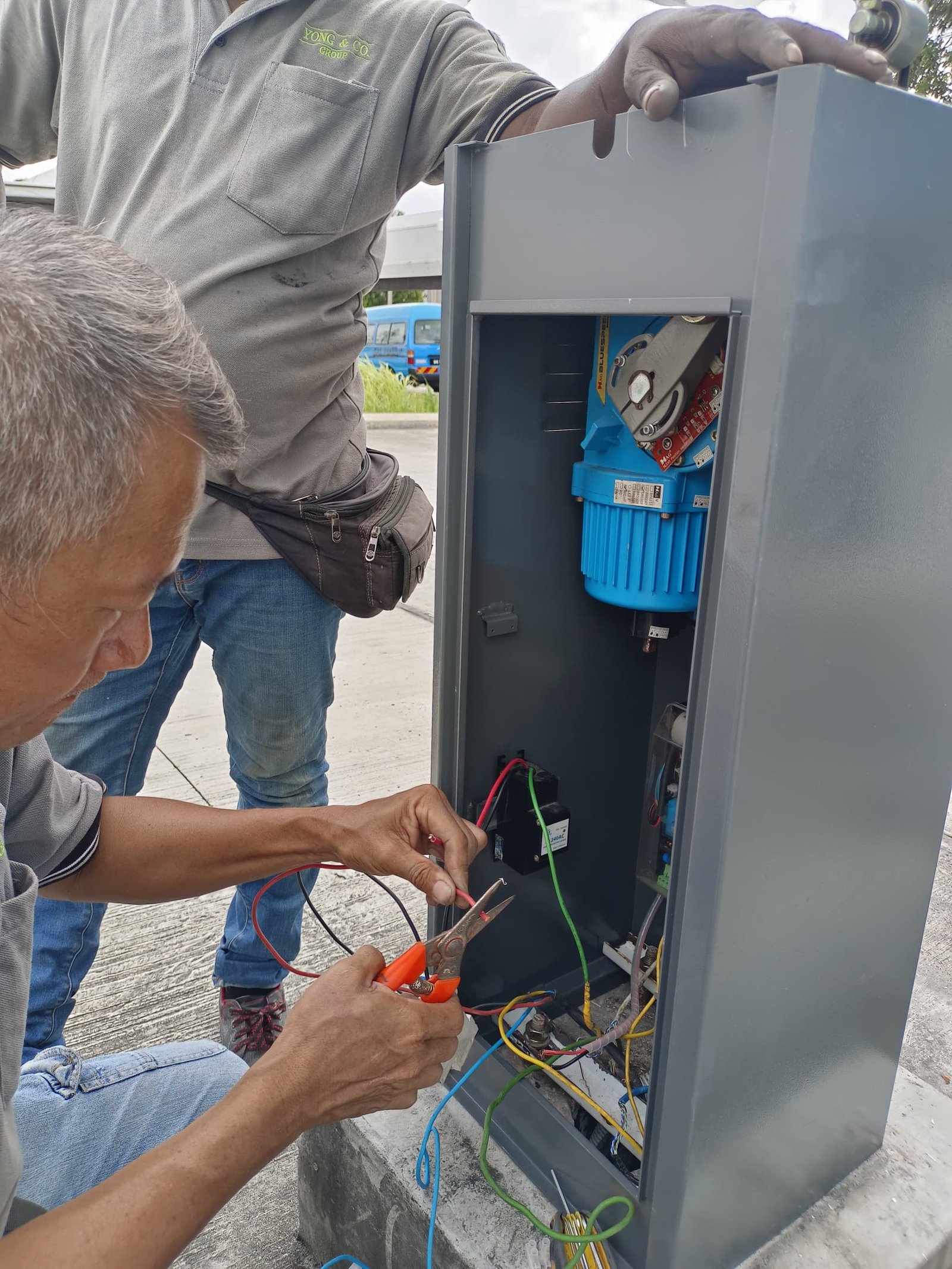 Motor and wiring diagnosis